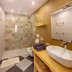 Apartmán Serenity Ocean View 1br With Terrace, Pool & Walk To Beaches