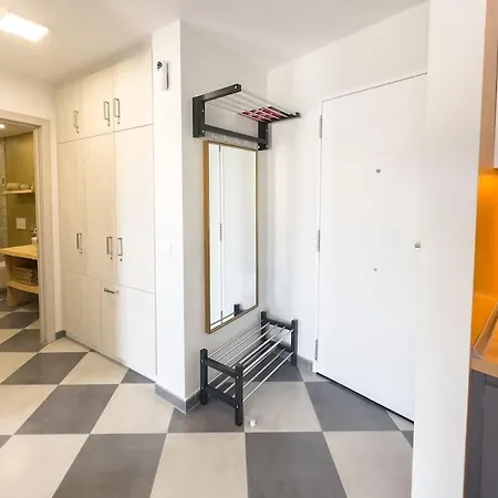 Apartment Serenity Ocean View 1br With Terrace, Pool & Walk To Beaches *