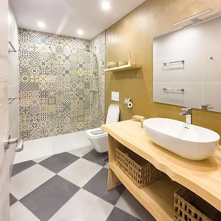 Serenity Ocean View 1br With Terrace, Pool & Walk To Beaches * Costa Adeje (Tenerife)