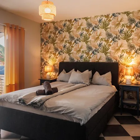 Serenity Ocean View 1br With Terrace, Pool & Walk To Beaches Апартаменти *