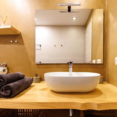 Serenity Ocean View 1br With Terrace, Pool & Walk To Beaches Апартаменти *